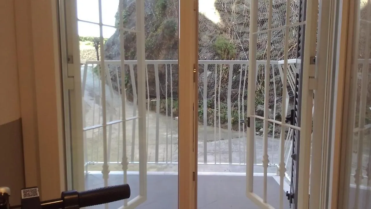 Cottage Poppy Al Mare Λεβάντο Ιταλία